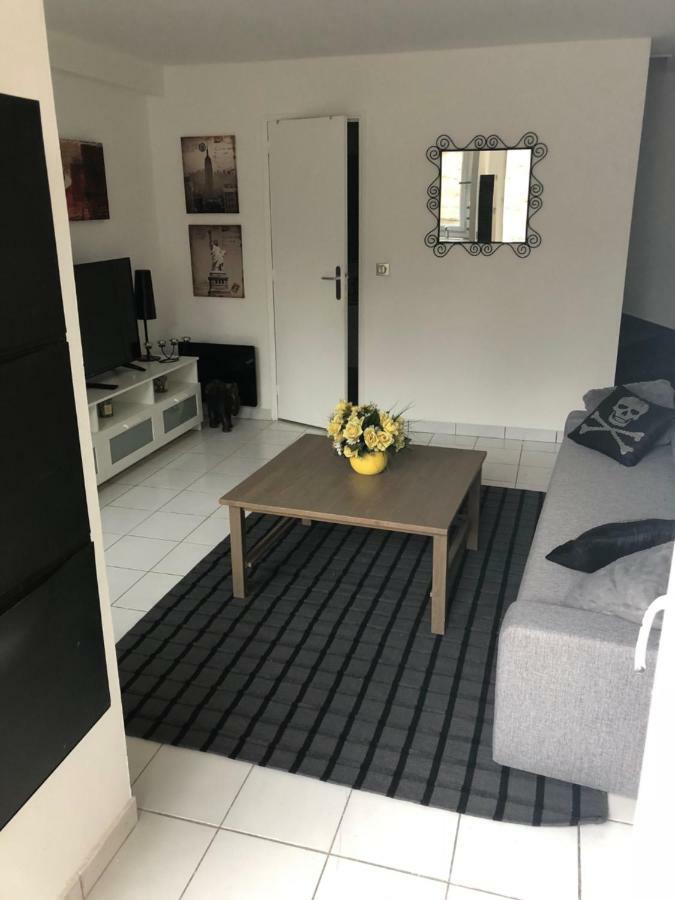 Jolie Petite Maison Pres Parc Des Expos Rer Cdg Arena Villepinte  Εξωτερικό φωτογραφία